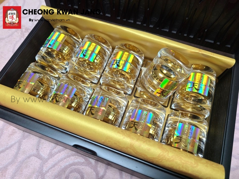 Thiên sâm] Viên hồng sâm linh đan KGC - Cheong Kwan Jang Hwang Jin Đan 4g x 20 viên