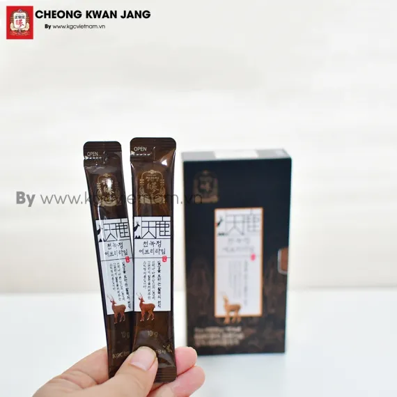 Nước hồng sâm nhung hươu KGC Jung Kwan Jang Cheon Nok 10g x 30 gói | kgcvietnam.vn Nước hồng sâm nhung hươu KGC Jung Kwan Jang Cheon Nok 10g x 30 gói | kgcvietnam.vn