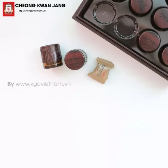 Viên hồng sâm linh đan KGC Jung Kwan Jang Hwang Jin Dan 4g x 12 viên | kgcvietnam.vn
