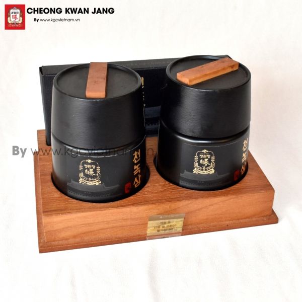 Cao Hồng Sâm Nhung Hươu Chính Phủ KGC Hàn Quốc 180g x 2 lọ